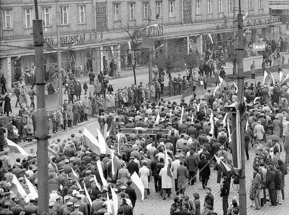 Svátek práce - pochod, Wrocław 1982