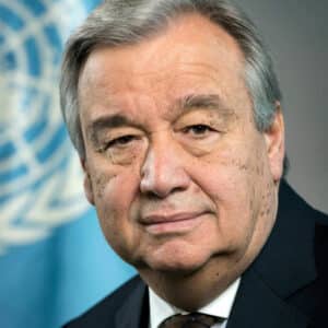 Portrét Antonia Guterrese, generálního tajemníka OSN.