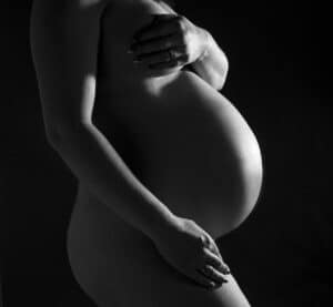 Silueta těhotné ženy